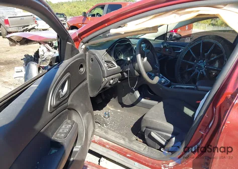 2016 Chrysler 200 Limited z USA, uszkodzony, nr VIN 1C3CCCAB6GN141405